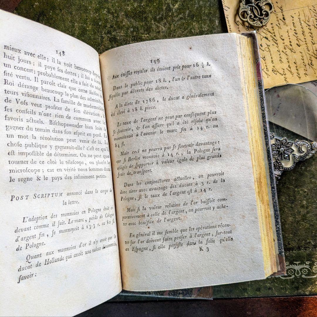 1789年　思わず手袋で触りたくなる♪ベルリン宮廷秘史アンティーク本２冊古書洋書