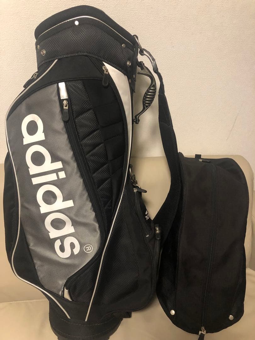 【送料込み】アディダス　adidas 軽量型キャディバッグ　メンズ