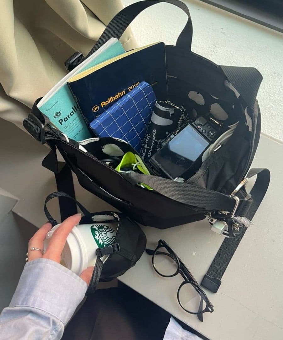 ear PAPILLONNER イアパピヨネ アジャスタートートバッグ　Sサイズ