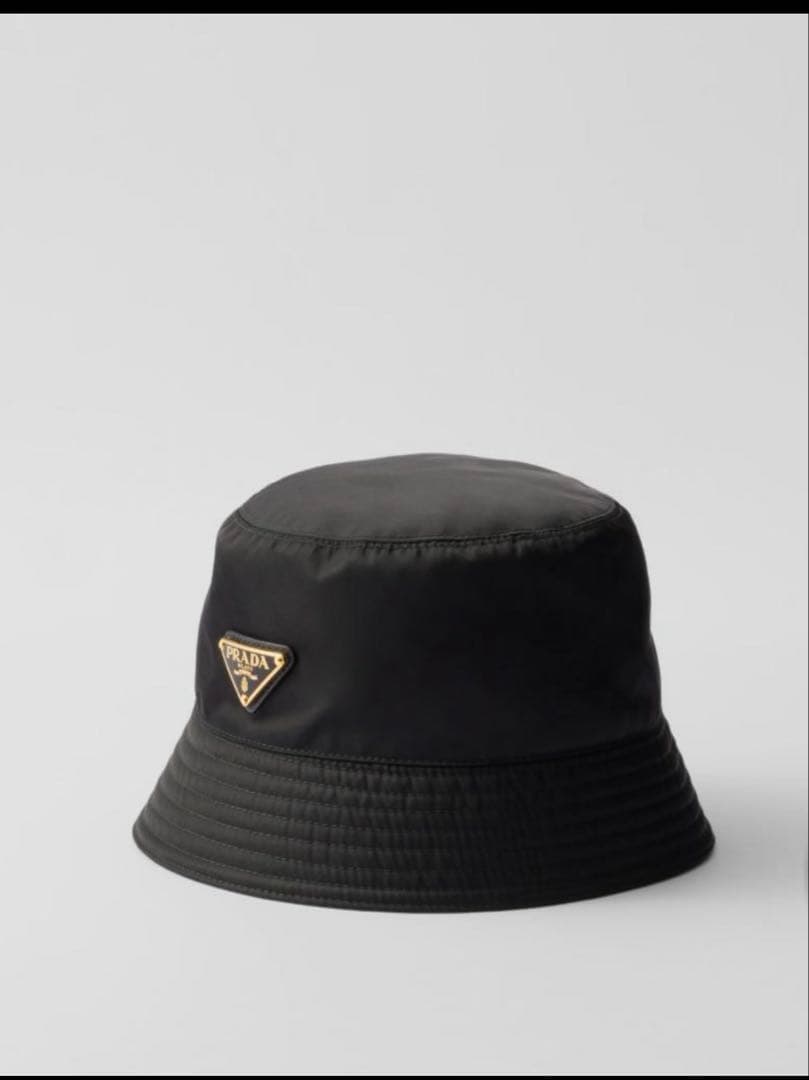 【PRADA】プラダ　Re-Nylon バケハ　Ｓサイズ