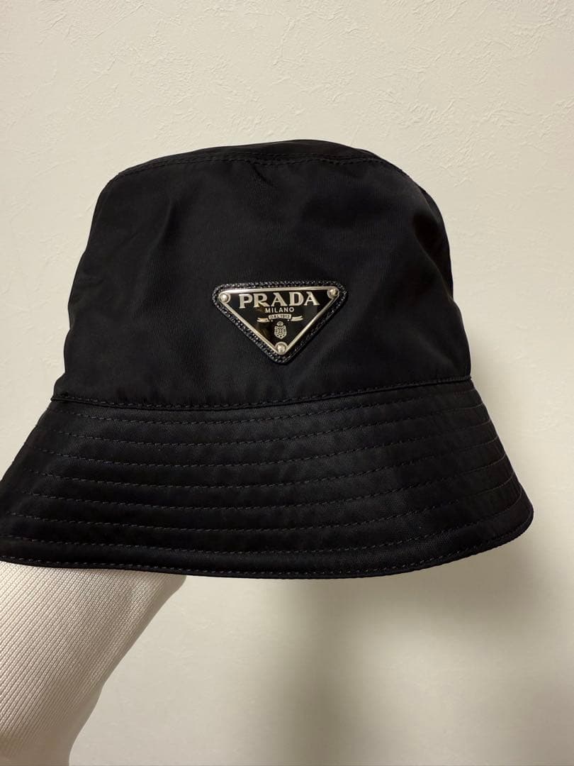 【PRADA】プラダ　Re-Nylon バケハ　Ｓサイズ