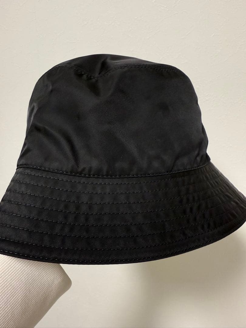 【PRADA】プラダ　Re-Nylon バケハ　Ｓサイズ