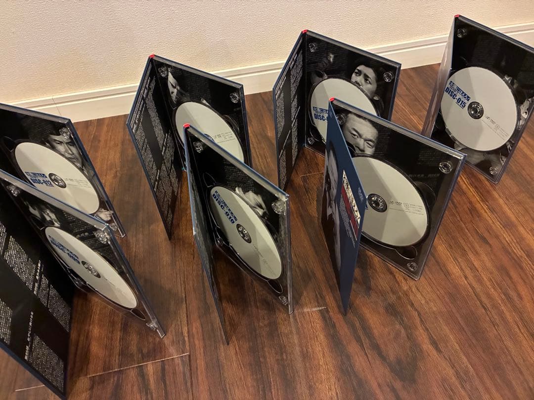 太陽にほえろ! ジーパン刑事編Ⅰ ＆Ⅱ DVD-BOX〈初回限定生産・9枚組〉