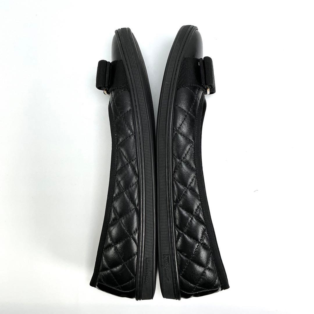 FERRAGAMO　ヴァラリボン　キルティング　パンプス　バレエシューズ