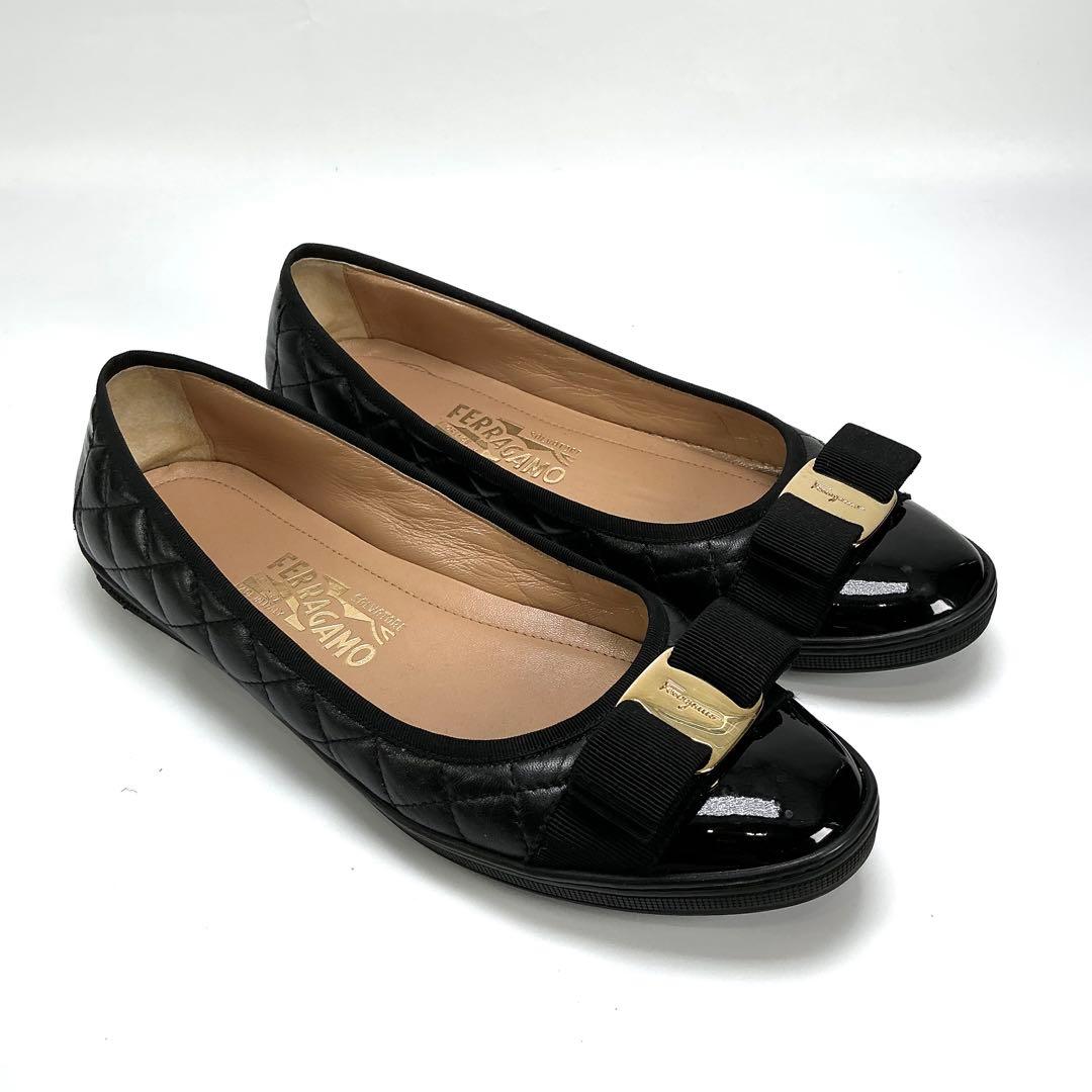 FERRAGAMO　ヴァラリボン　キルティング　パンプス　バレエシューズ