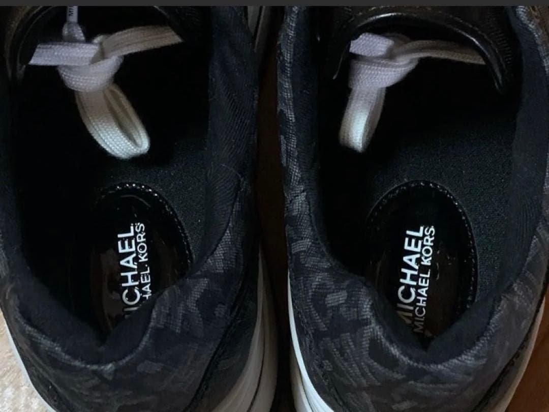 laaa  他の方購入禁止❌MICHEAL KORS 厚底スニーカー