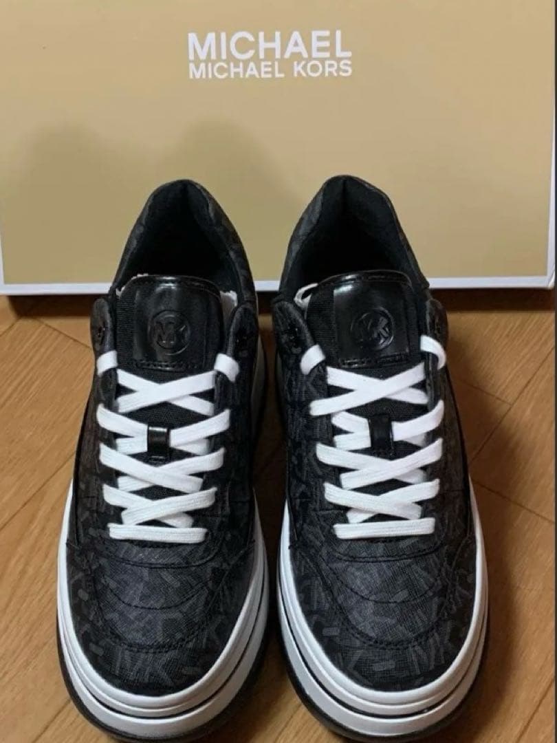 laaa  他の方購入禁止❌MICHEAL KORS 厚底スニーカー