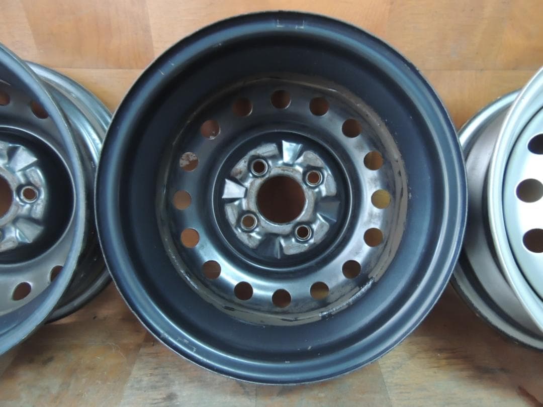 C35　13×5J 日産純正スチールホイール　4本　ADバン　サビ、小傷有り