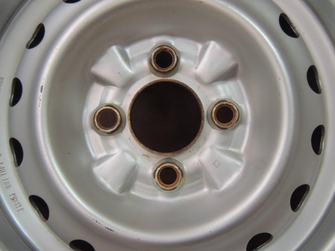 C35　13×5J 日産純正スチールホイール　4本　ADバン　サビ、小傷有り