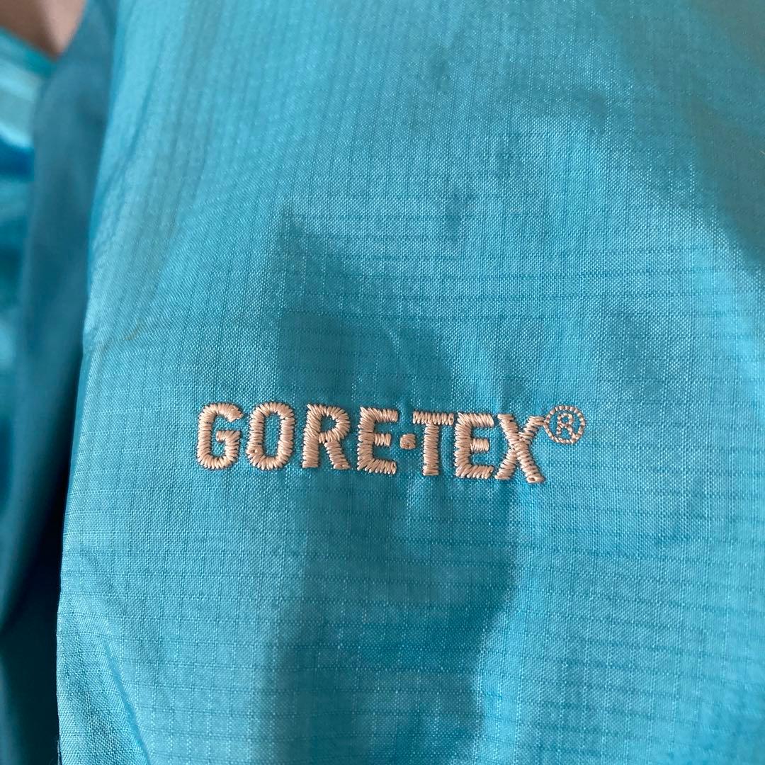 モンベルウィンドブレーカー M 収納ポーチ付き　ブルー ゴアテックス素材
