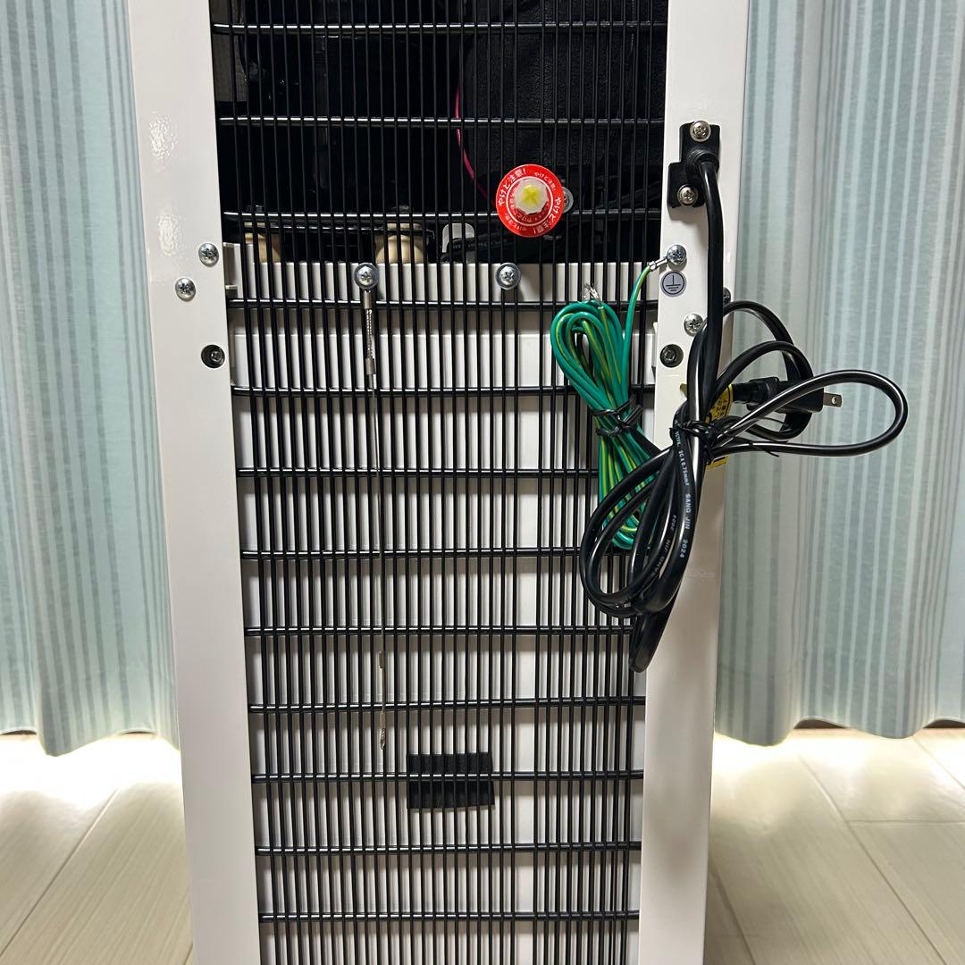 【あおあっちゃん】ウォーターサーバーfamfitホワイト