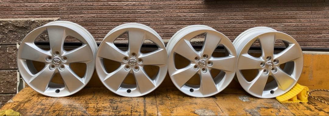 プリウス30後期純正アルミ　送料無料