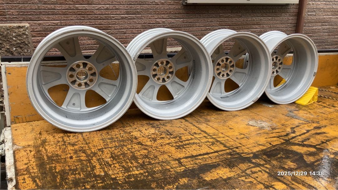 プリウス30後期純正アルミ　送料無料