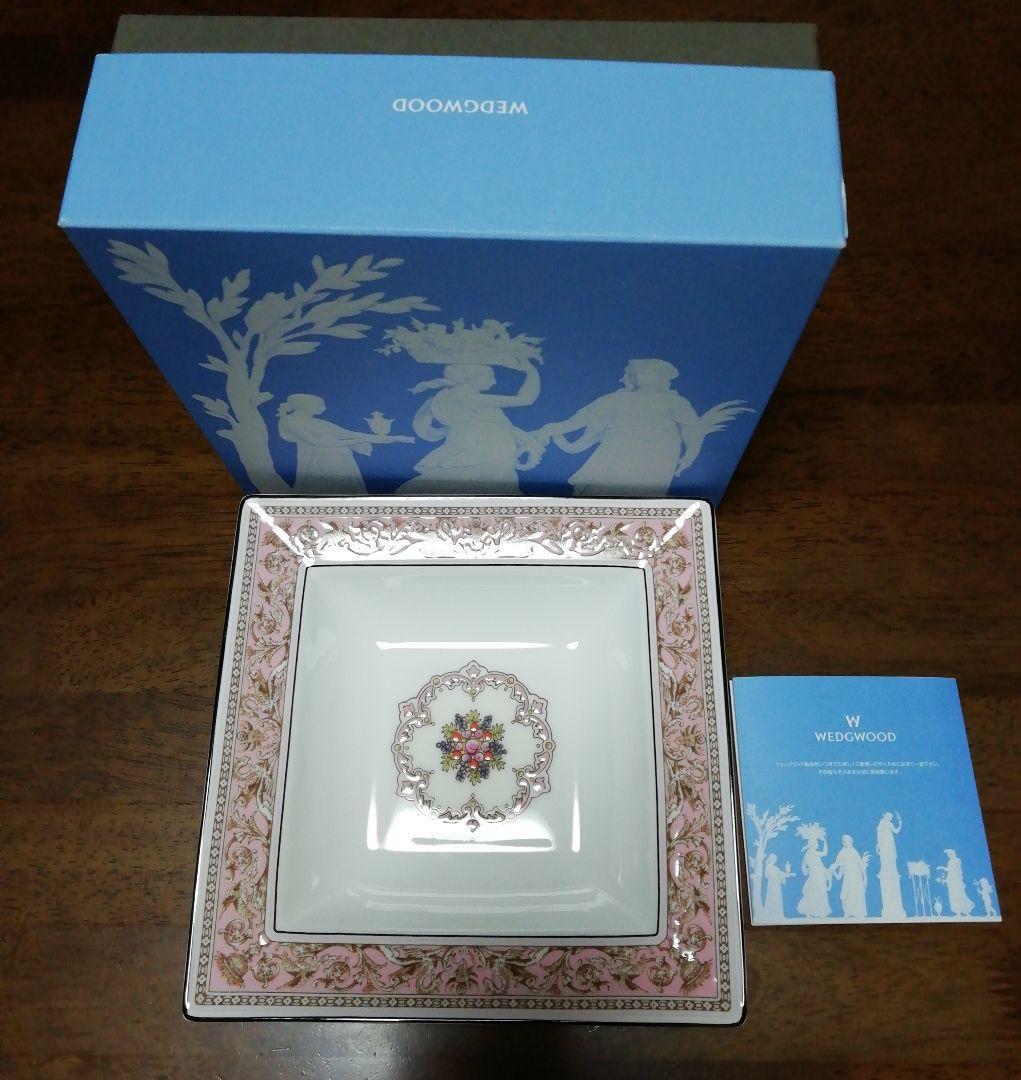 ウェッジウッド フロレンティーン ピンク スクエアプレート