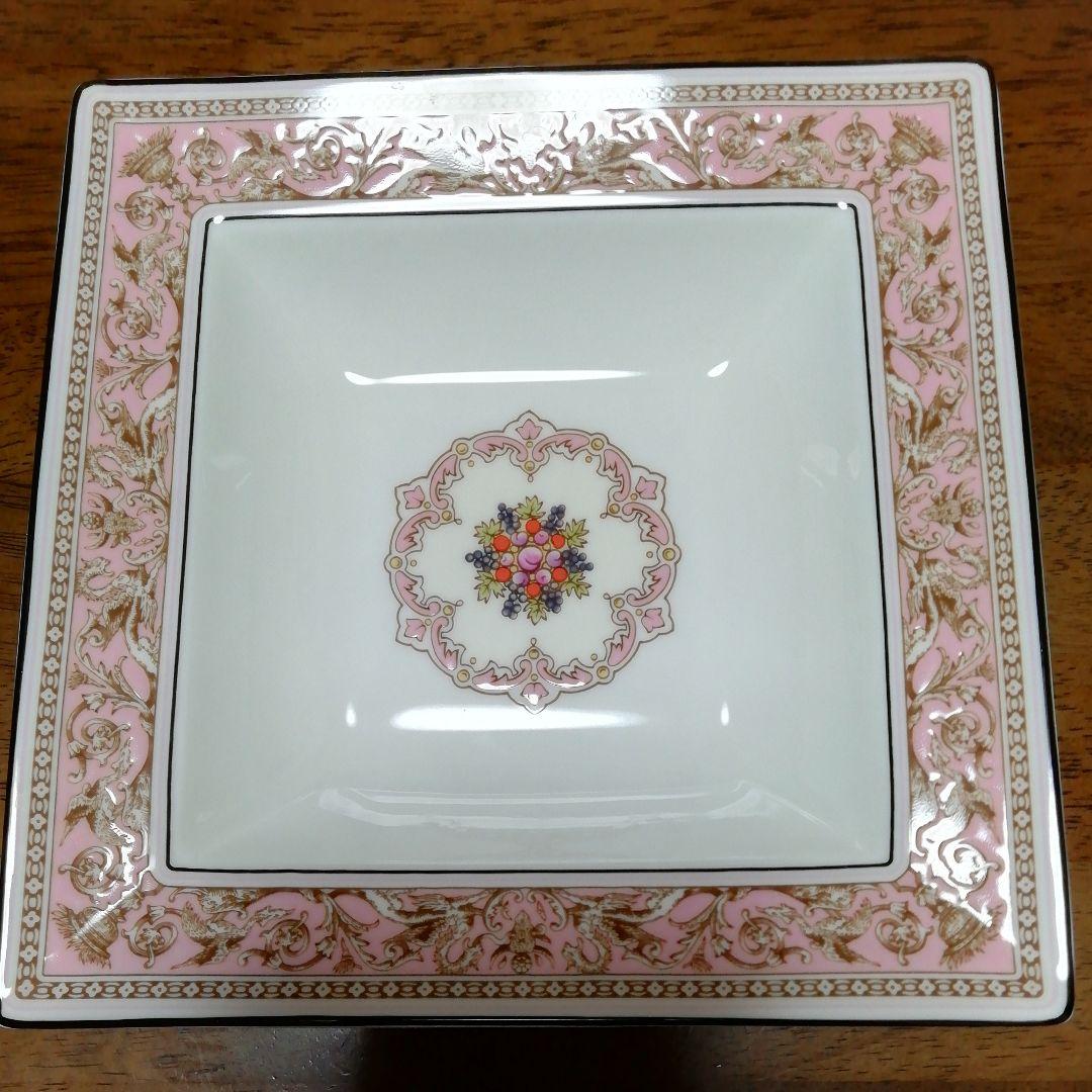 ウェッジウッド フロレンティーン ピンク スクエアプレート