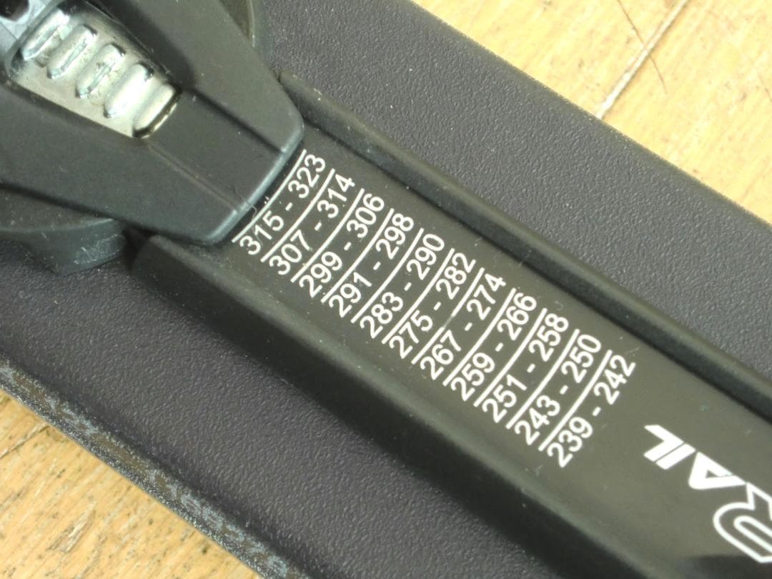 ■■最終特価■ハート■ジュニア用スキー4点セット■板127/靴23■WAX済■■