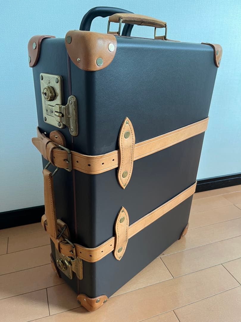 グローブトロッターGLOBETROTTER 21インチ超美品サファリ キャリー