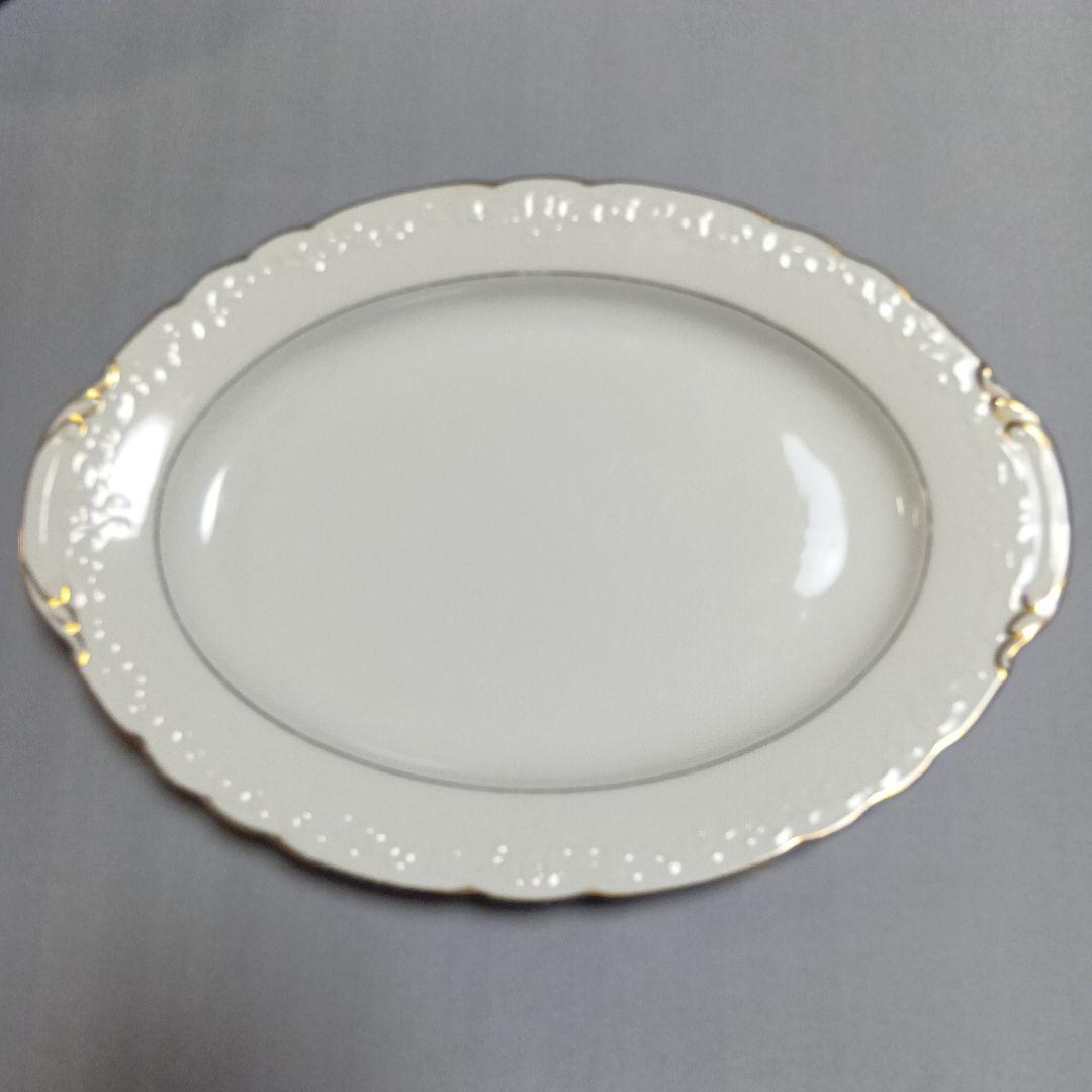 ぶんぶん　ノリタケ「ゴールドライン」プレート、大倉陶園ゴールドラインセット