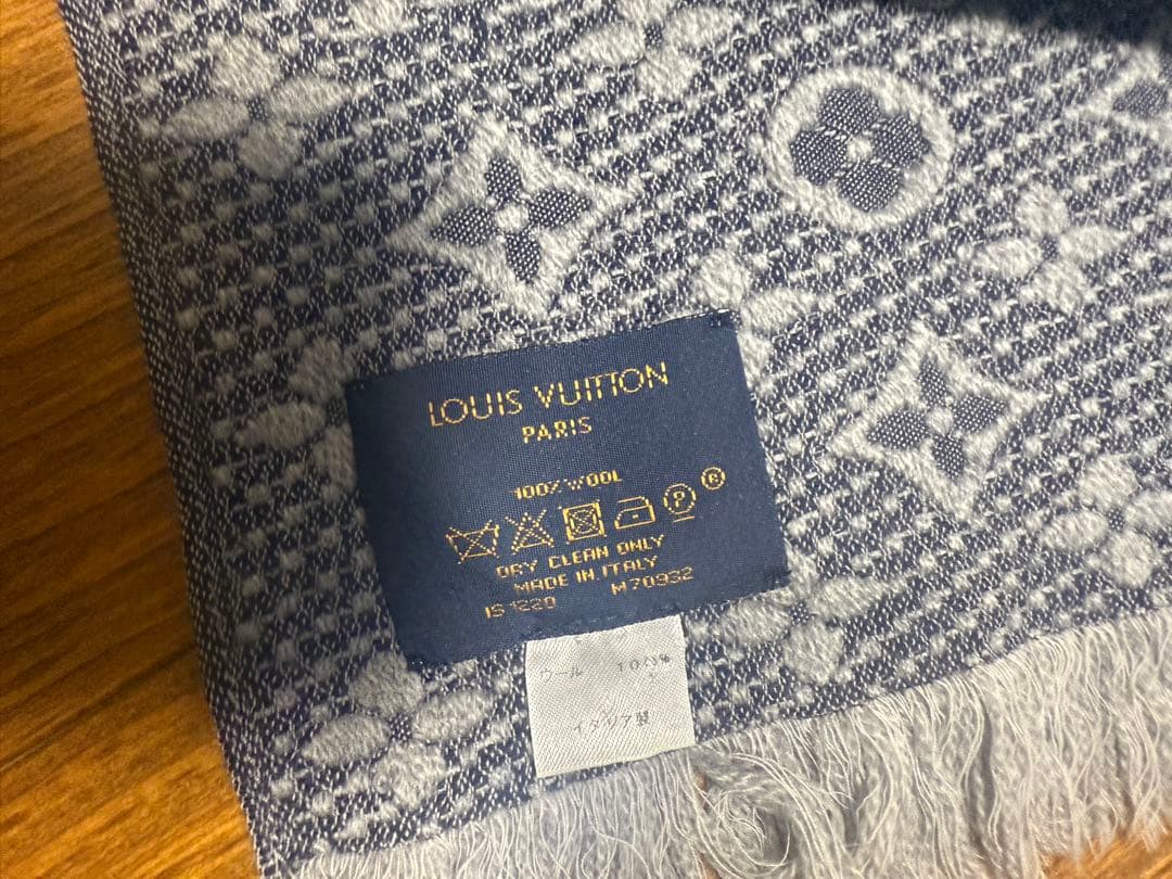 Louis Vuitton グレー マフラー モノグラムクラシック