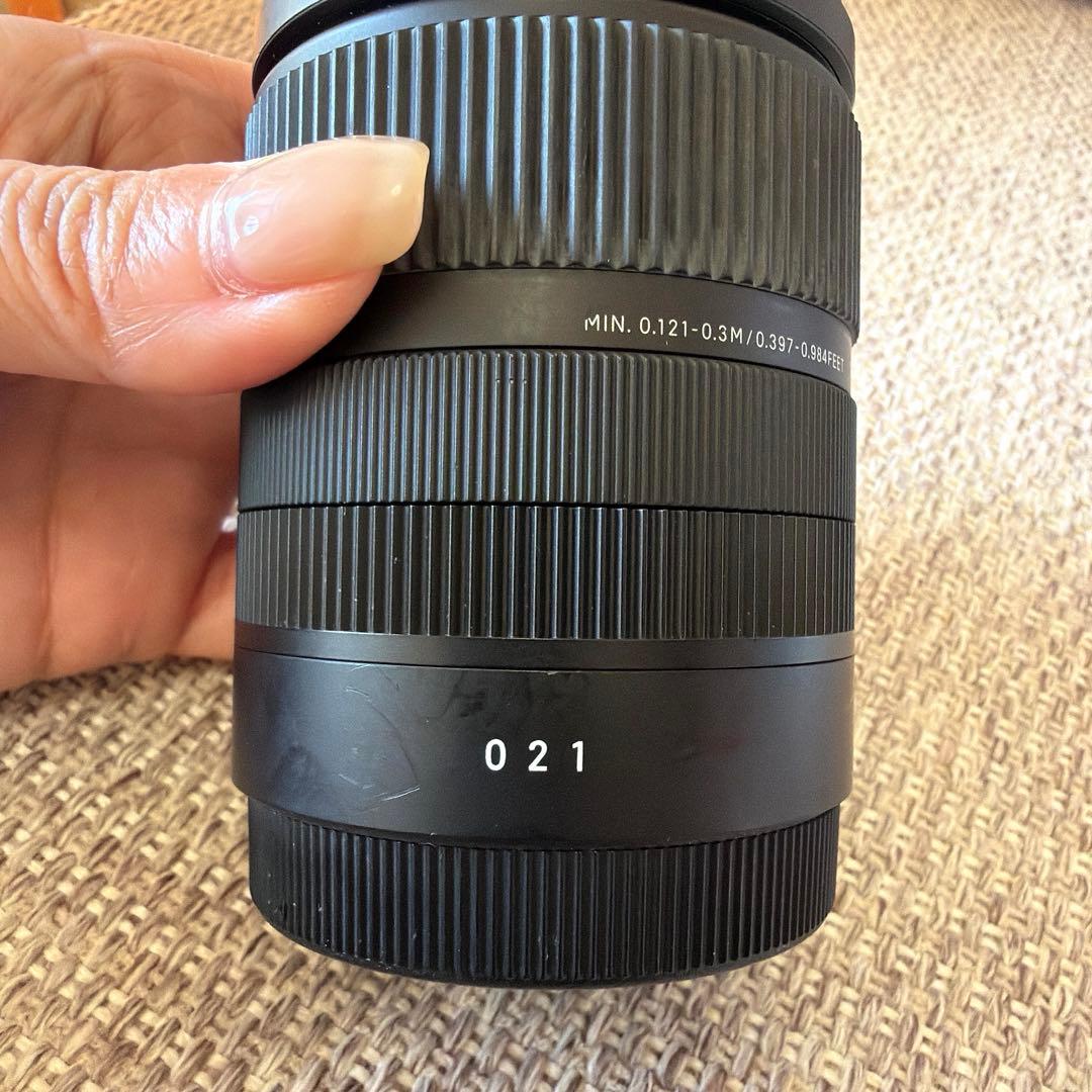 SIGMA 18-50mm F2.8 DC DN レンズ　Eマウント