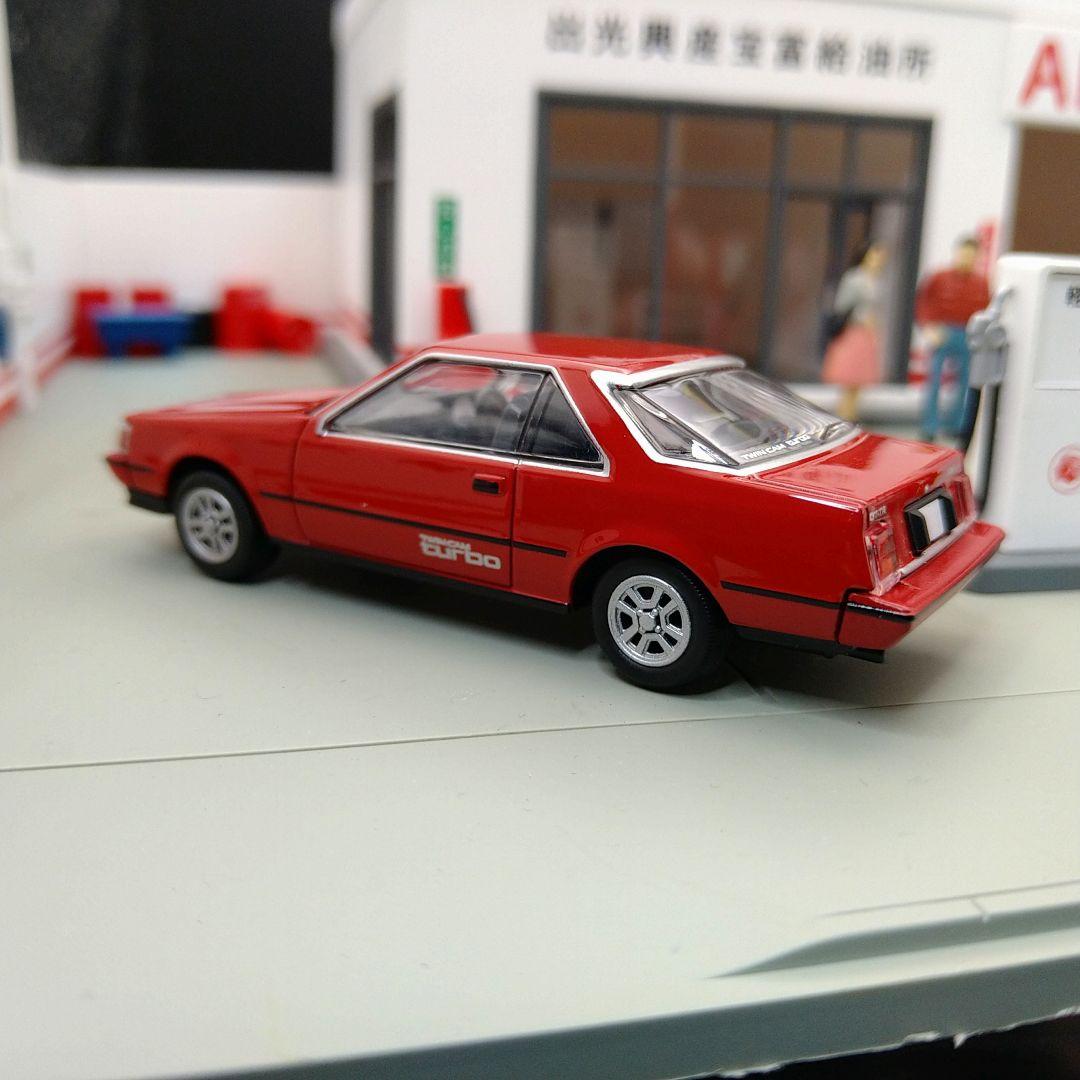 トミカリミテッドヴィンテージNEO トヨタ コロナハードトップ2台セット