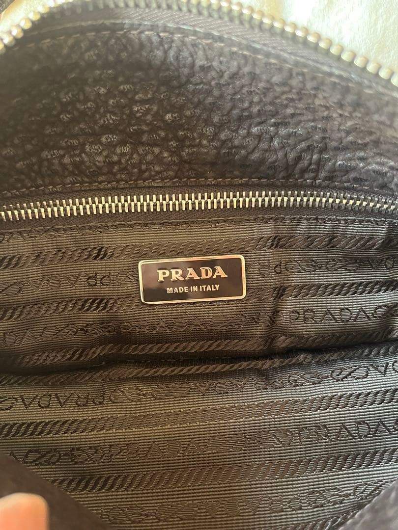 PRADA ダークブラウン レザー ショルダーバッグ