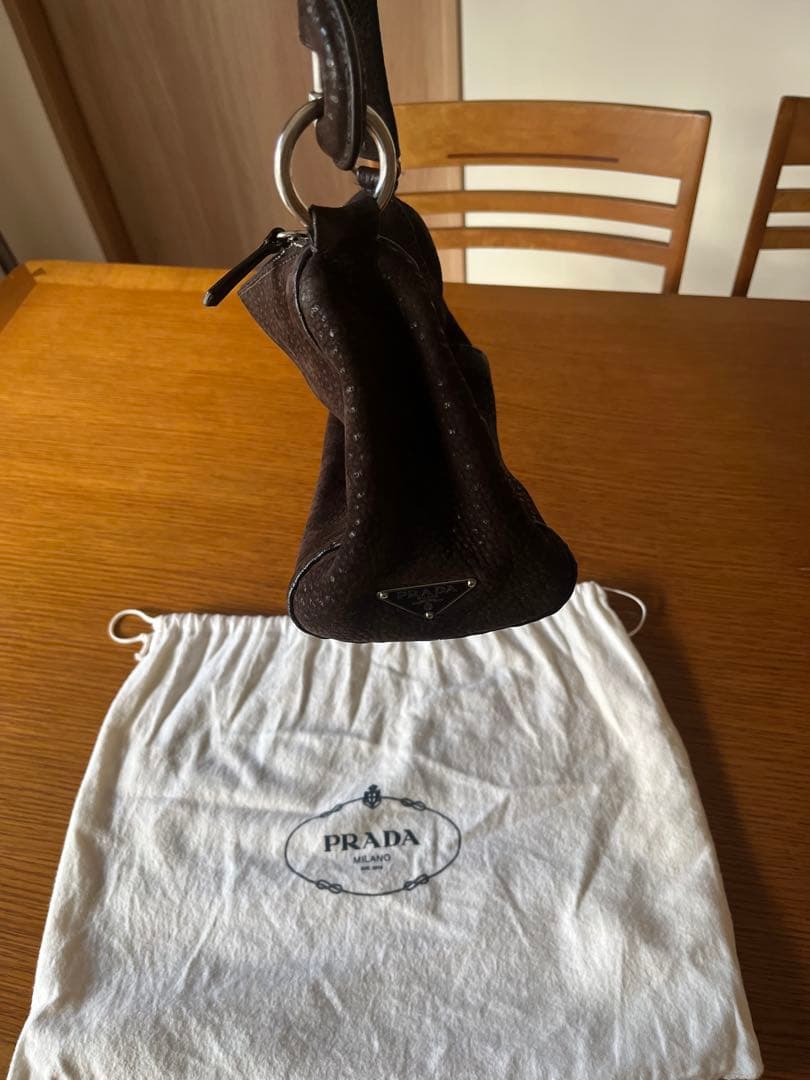 PRADA ダークブラウン レザー ショルダーバッグ