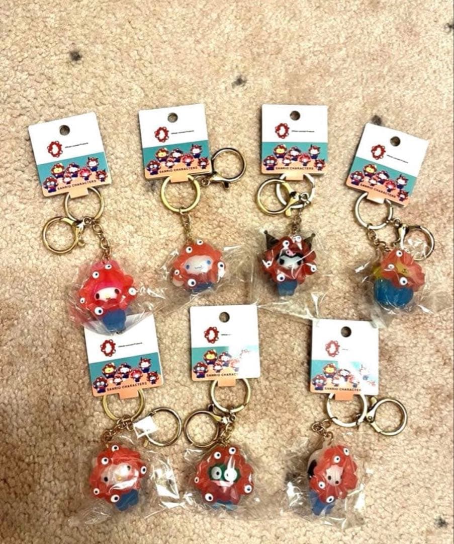 サンリオ　ミャクミャクなりきり立体クリア7種類コンプセット