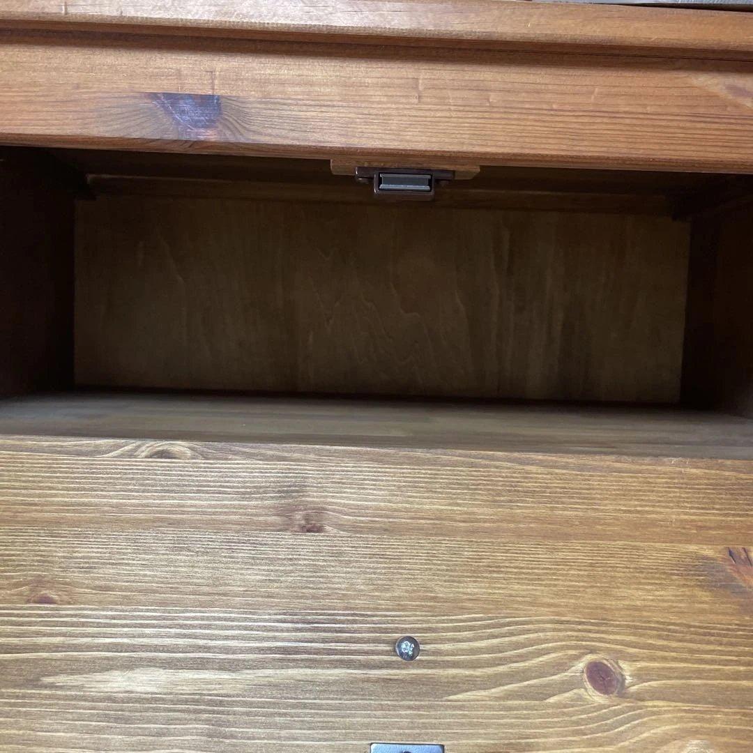 カントリー家具　カントリーハートキャビネット