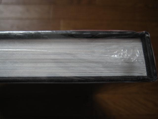 アート・デザイン・音楽 LESP ARADIS SECRETS D'YVES SAINT LAURENT