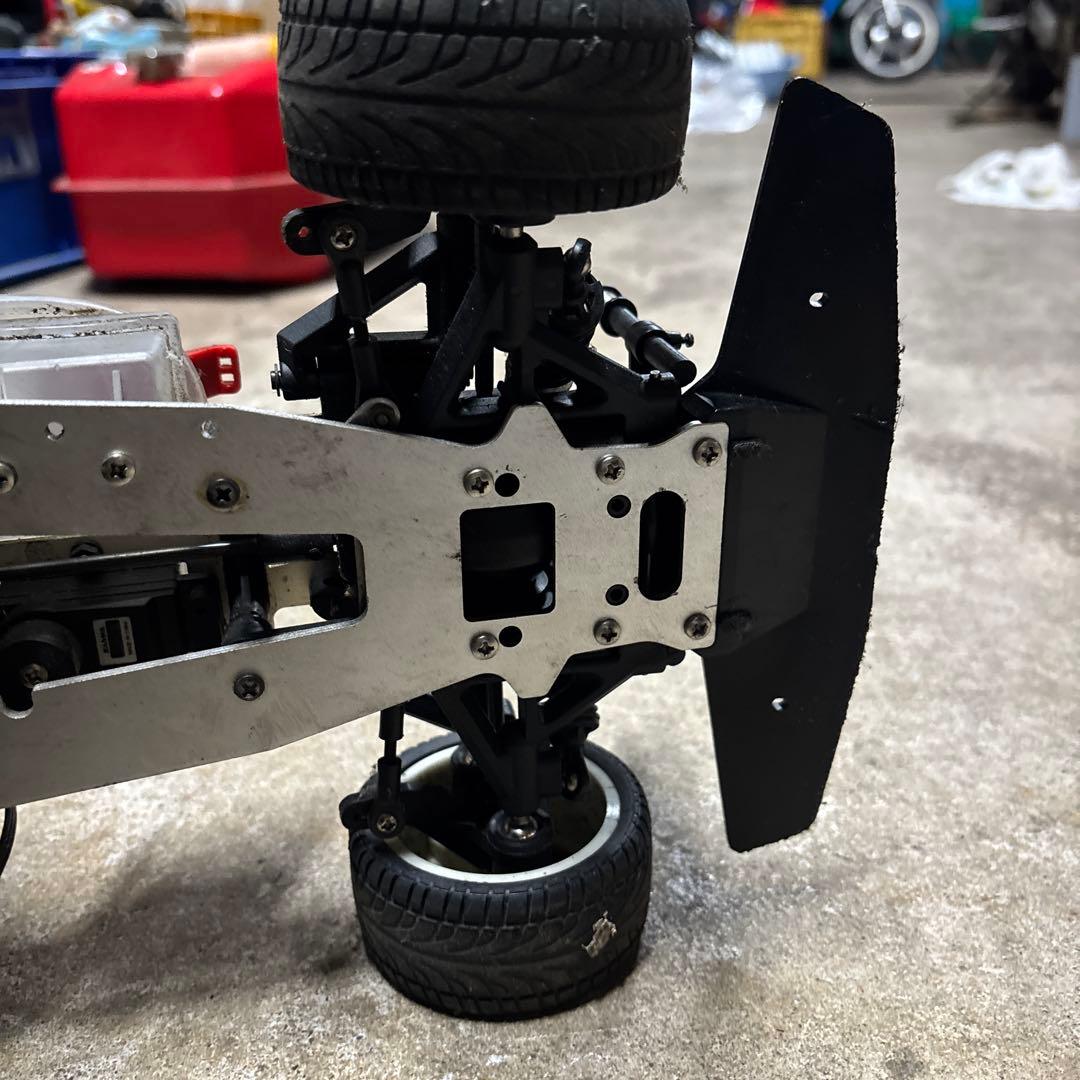 ロ*ー様 京商　エンジン　ラジコン　スカイライン