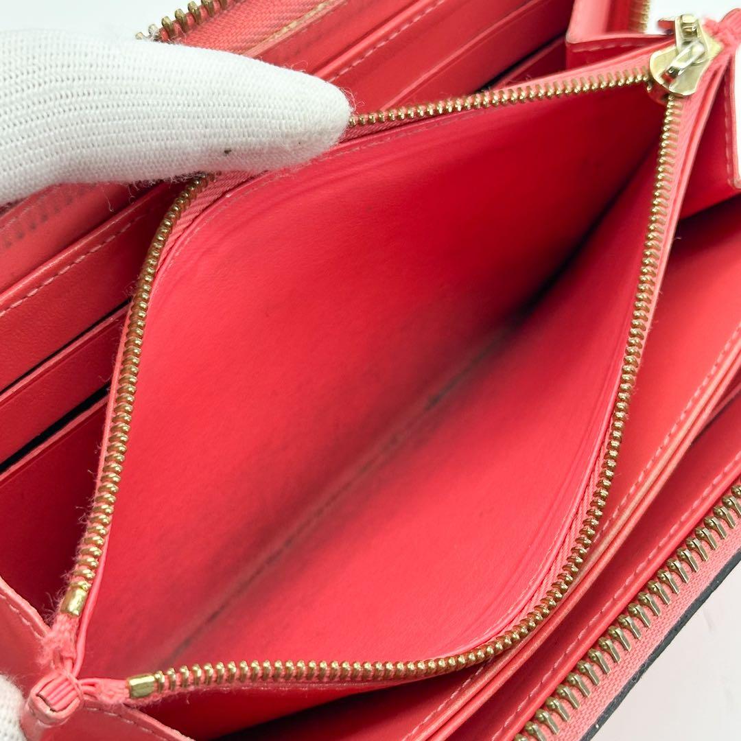 ルイヴィトン ジッピーウォレット ヴェルニ モノグラム　ラウンド 長財布