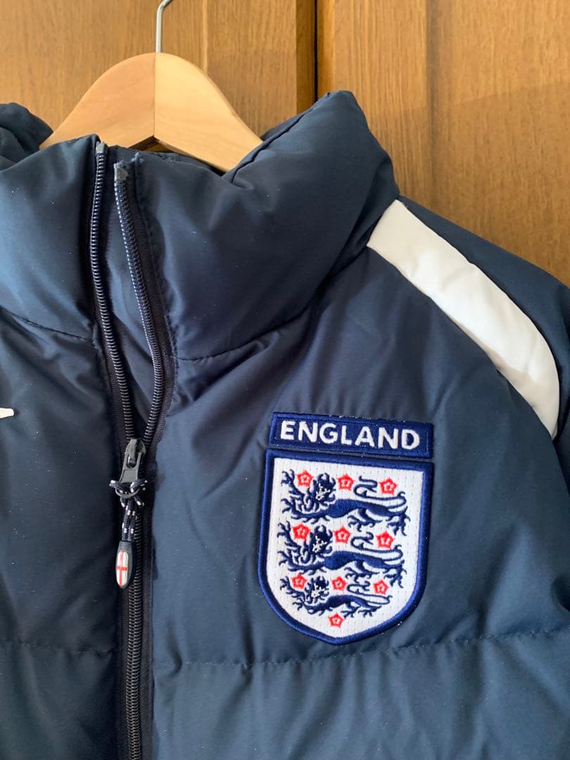 イングランド代表　ダウン　umbro アンブロ　サイズL