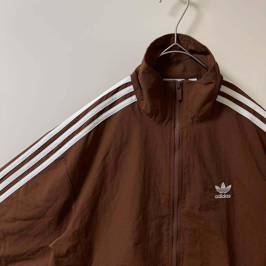 L新品】アディダス刺繍トラックジャケット古着ジャージトップ　茶ブラウン白