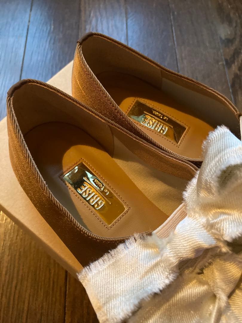 【新品】LE TALON GRISE ルタロン　サテンリボンバレリーナ