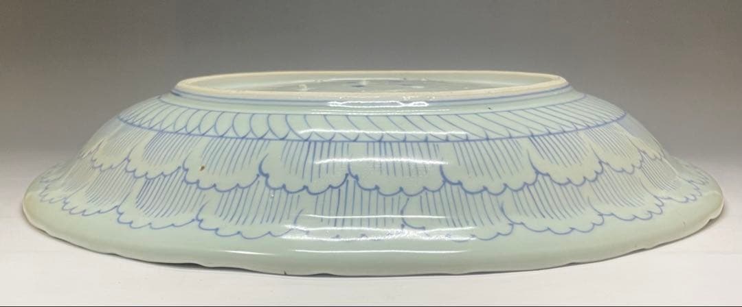 古伊万里　唐獅子牡丹　大明成化年製　染付　陽刻　大皿　y27