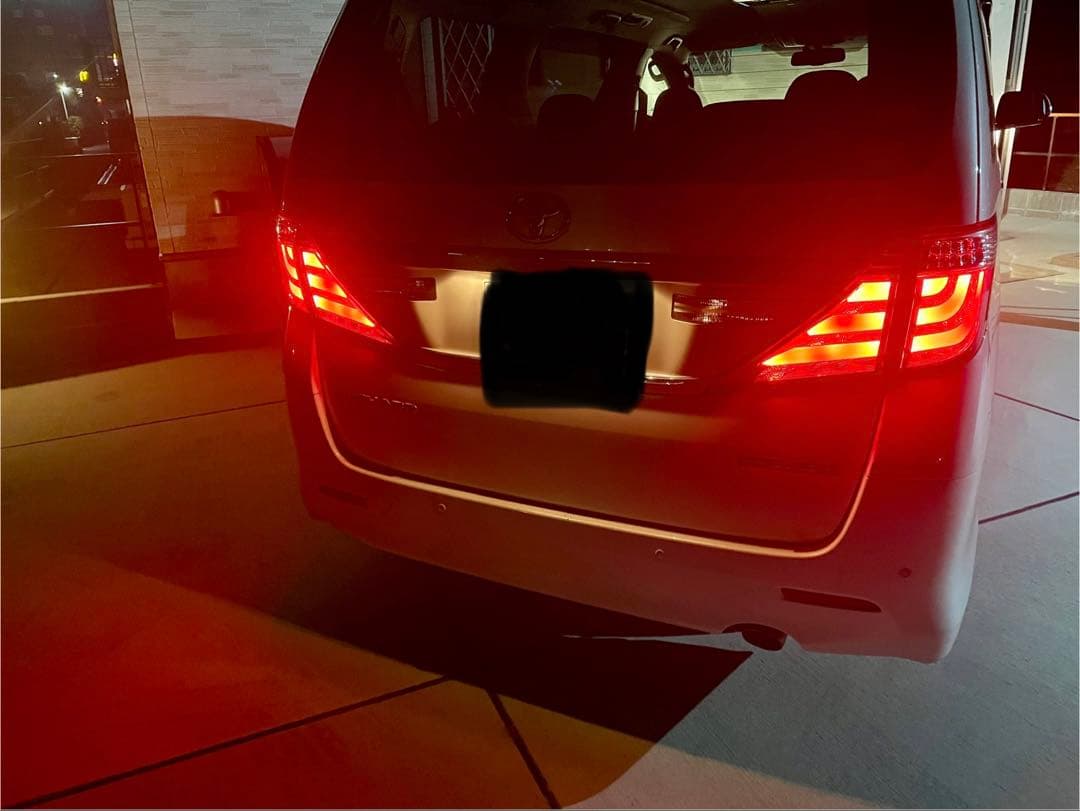 20系 アルファード後期LEDテールランプ CRYSTALEYE クリスタルアイ