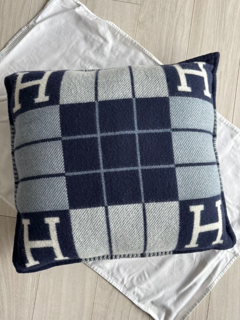 HERMES チェック柄クッション ネイビー・グレー