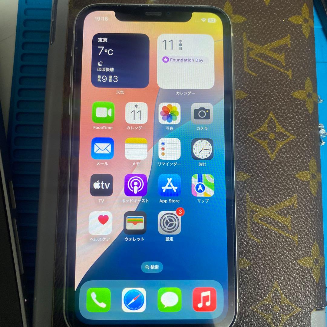 スマートフォン本体 iPhone 11 128GB Sim Free