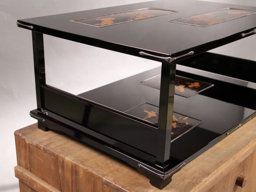 時代 花鳥図 金蒔絵 黒塗二段卓 冠卓 木箱 木製 花台 飾台 鶉 雀 M840