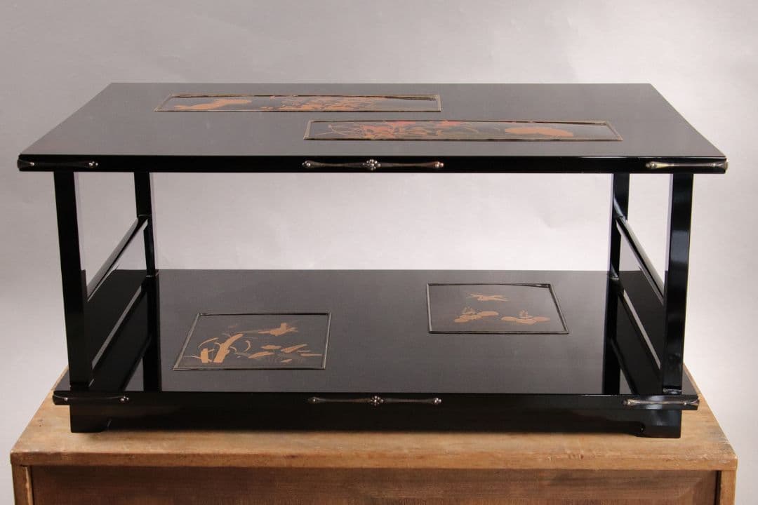 時代 花鳥図 金蒔絵 黒塗二段卓 冠卓 木箱 木製 花台 飾台 鶉 雀 M840