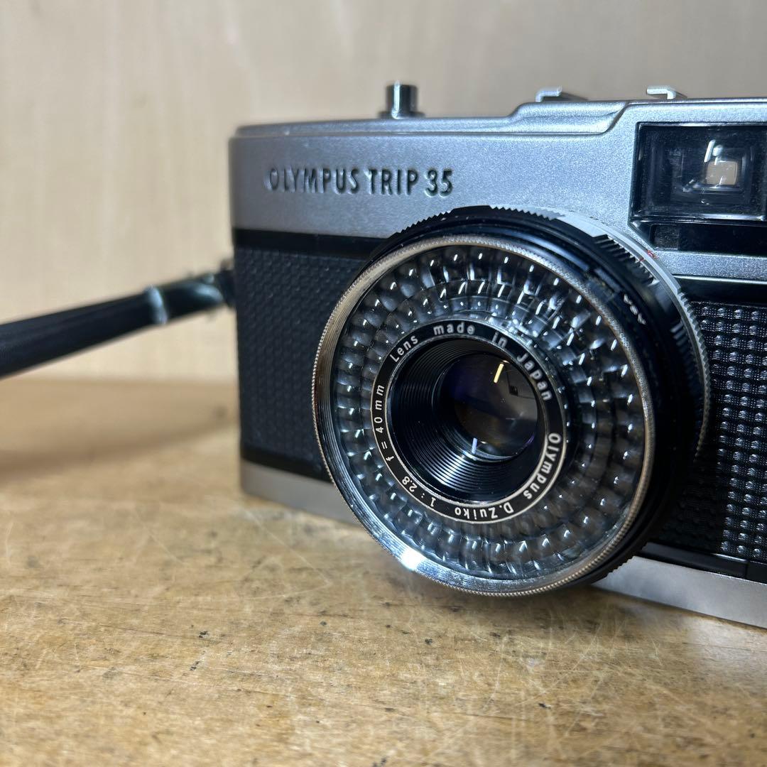 Olympus Trip 35 人気カメラ　赤ベロ快調　稀に見る美品