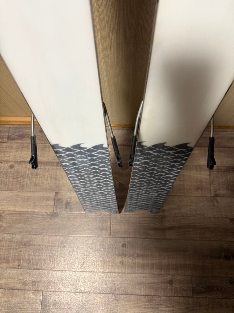 Line Sakana スキー板 ブラック/ホワイト