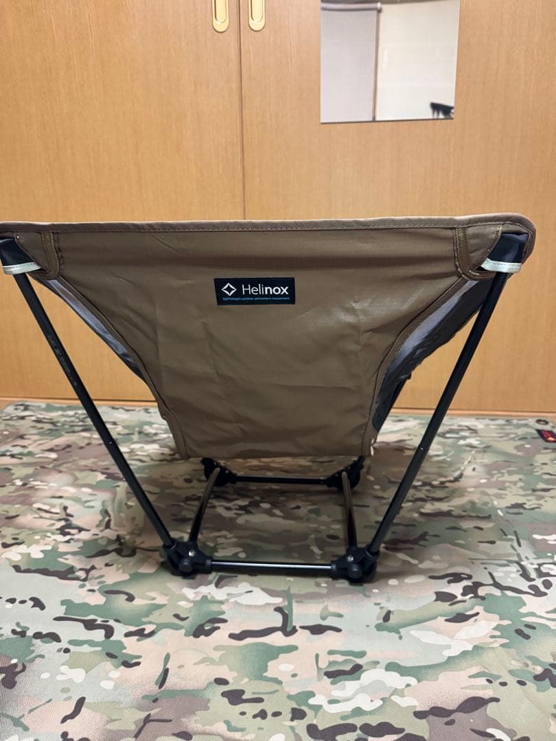 ヘリノックス　グランドチェア　コヨーテ