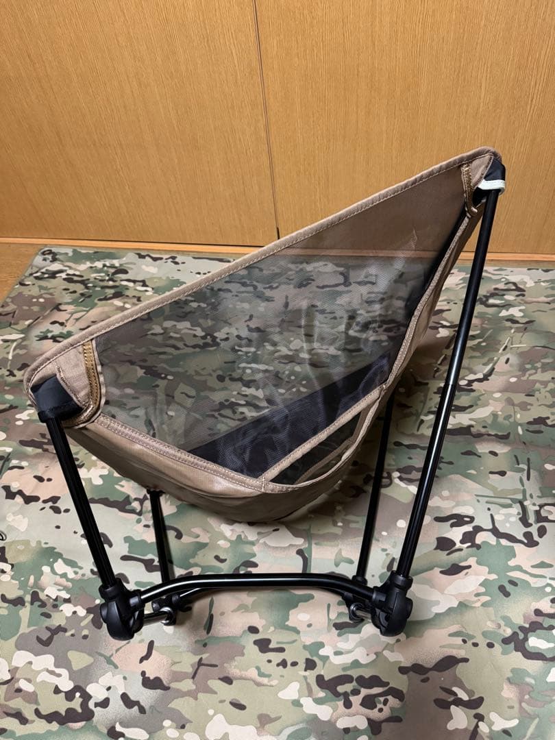 ヘリノックス　グランドチェア　コヨーテ