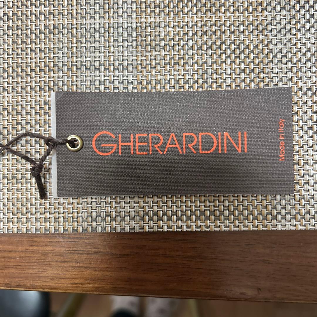 GHERARDINI ロゴプリント ショルダーバッグ アイボリー/ブラック