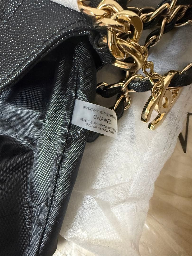 CHANEL CC ロゴブラック キルティング ショルダーバッグノベルティ