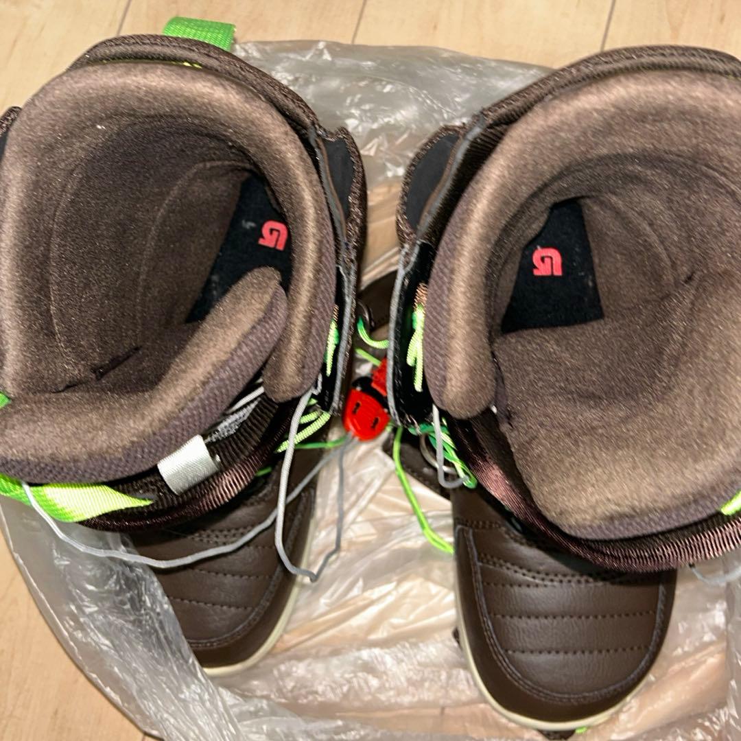 BURTONスノーボードブーツ ブラウン