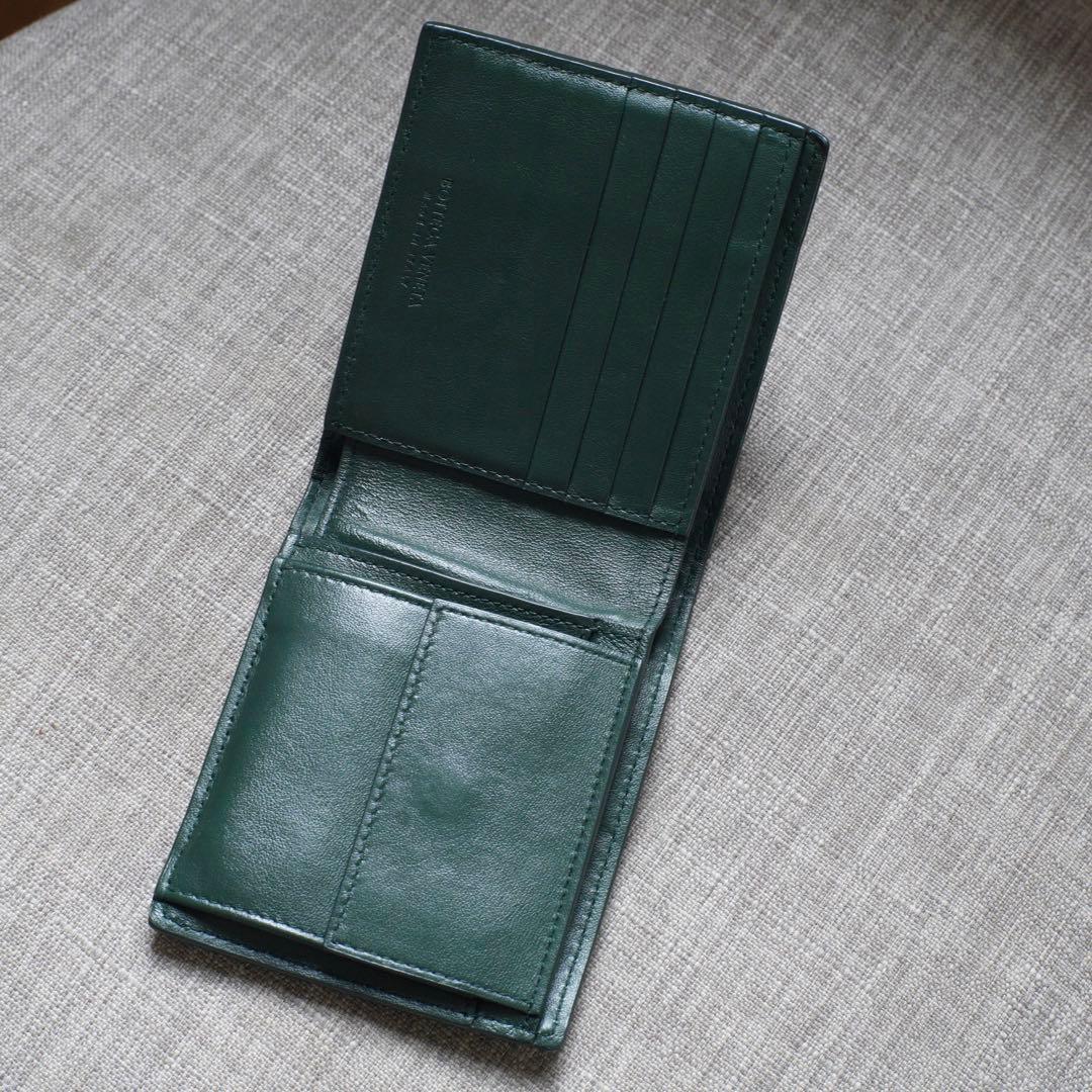 希少 Bottega Veneta 二つ折り財布 濃緑 ダークグリーン