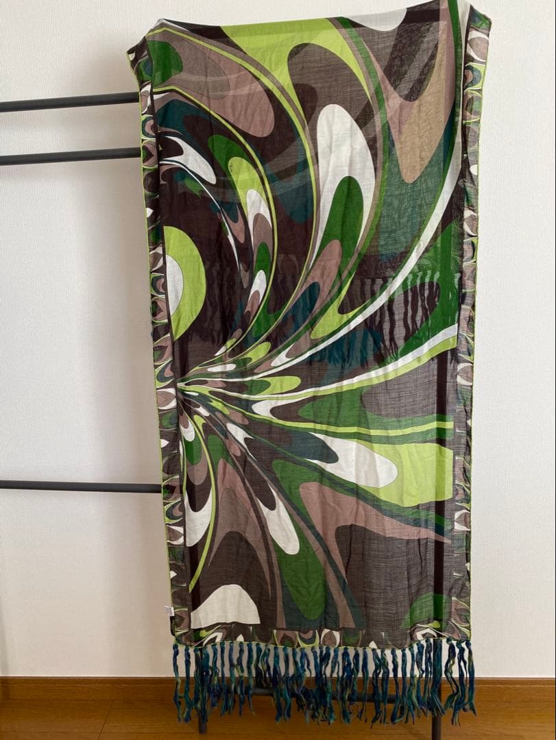Y*o様 EMILIO PUCCI エミリオプッチ　シルクウール大判ショール　ス
